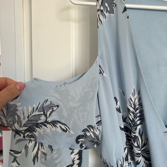 ☀️ Romper - cold shoulder, light blue, tropical print - Picture 8 of 13